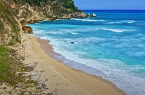 When is the school summer break in Antigua?