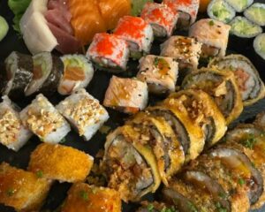 What are the best sushi restaurants in Antigua?